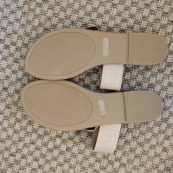 Sandals - Picture 3 of 5